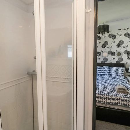 Betty'S Lodge Swarland Екстер'єр фото
